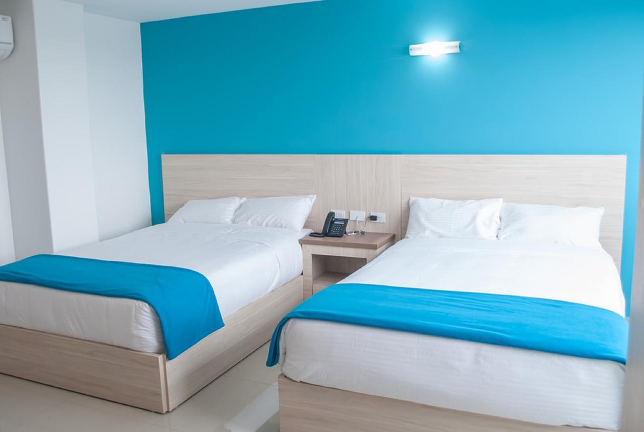Hotel - Centro Comercial Punta Del Mar 萨利纳斯 外观 照片