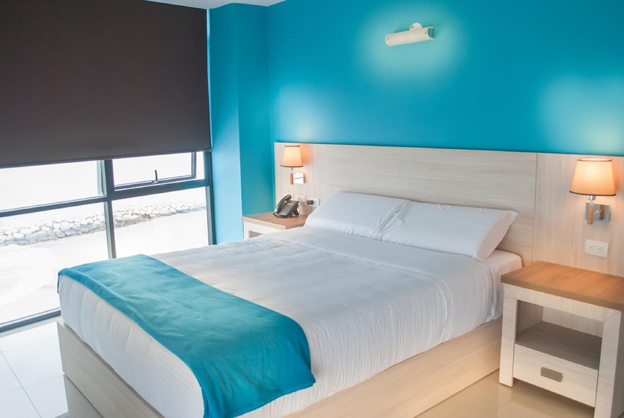 Hotel - Centro Comercial Punta Del Mar 萨利纳斯 外观 照片