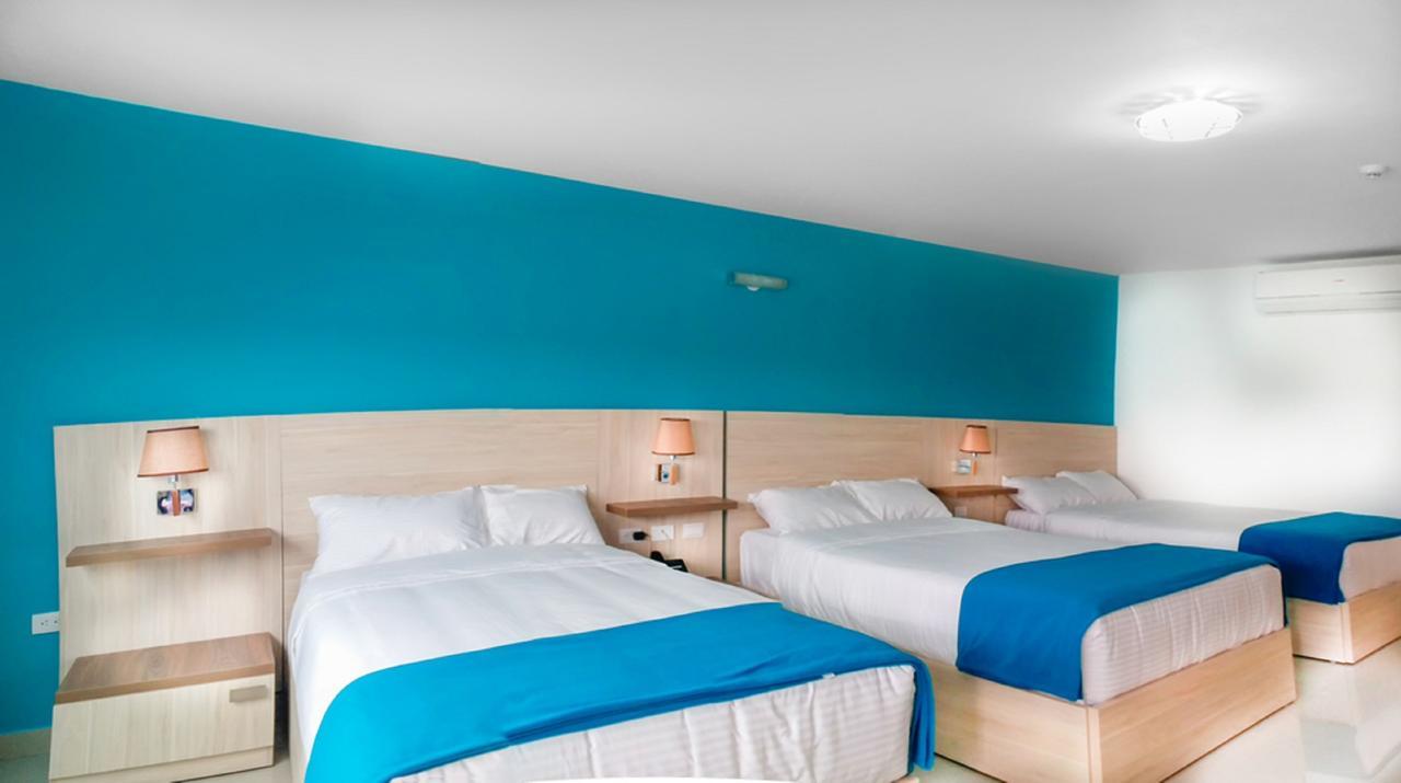 Hotel - Centro Comercial Punta Del Mar 萨利纳斯 客房 照片