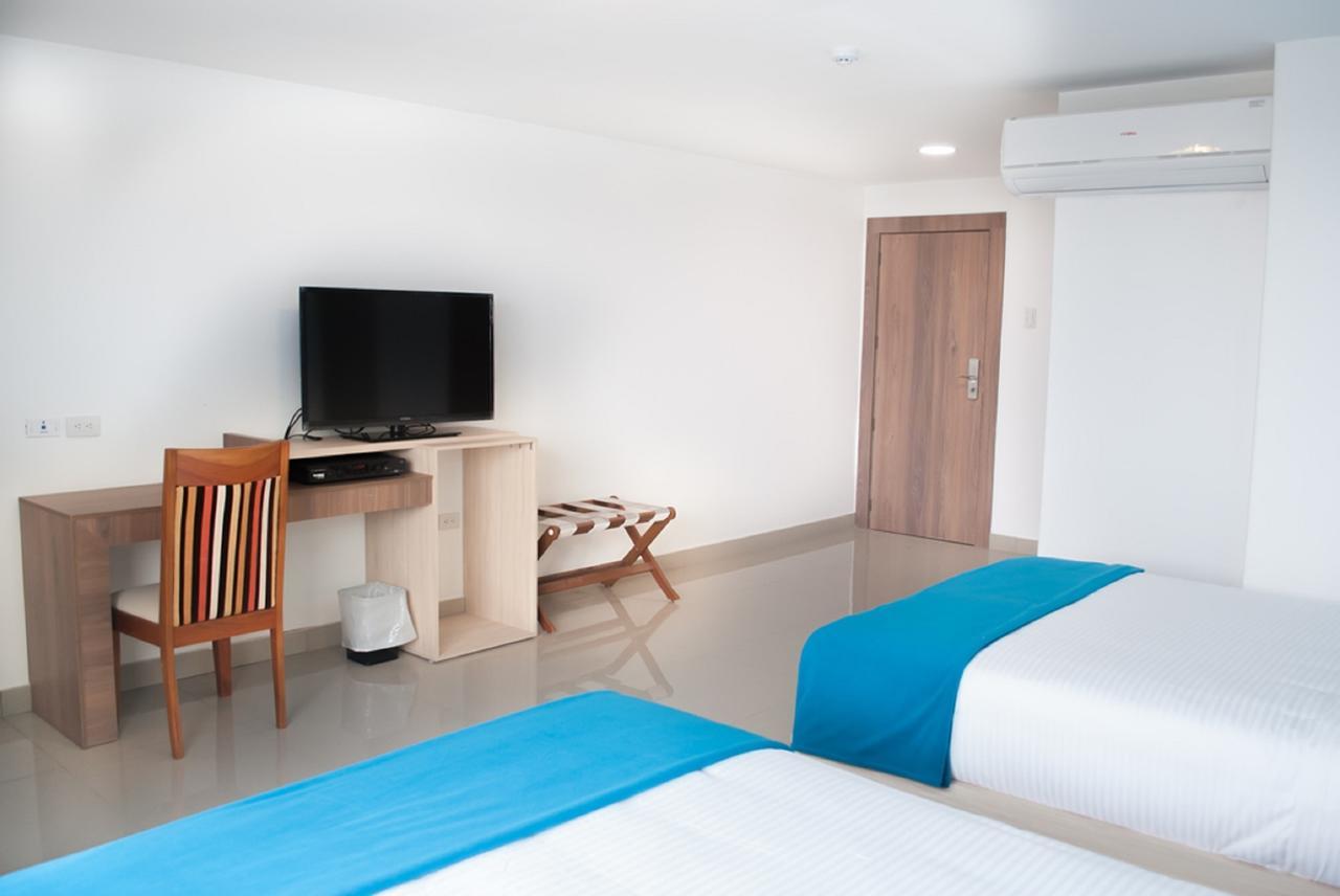 Hotel - Centro Comercial Punta Del Mar 萨利纳斯 外观 照片